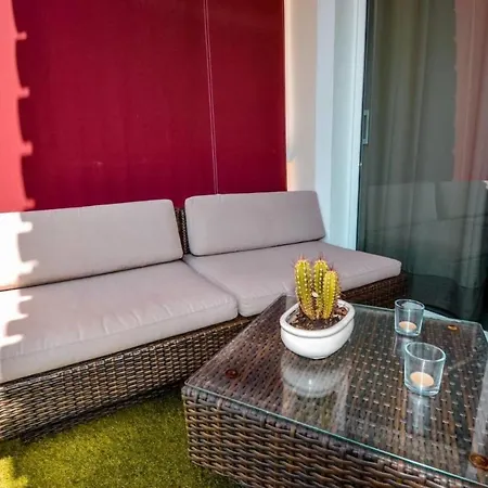 Apartment - 1 Bedroom With Pool - 00500 *